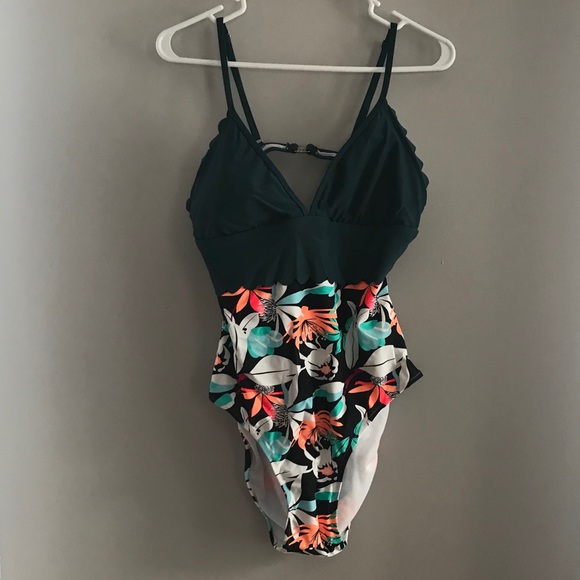 Chicwish Swim Chicwish Floral Print Onepiece Swimsuit Size L Poshmark